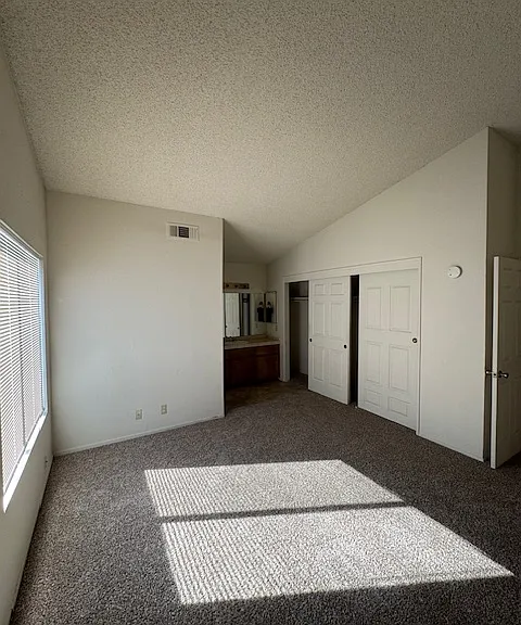700 Silver Oak Dr — Photo 7