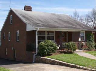 913 Shober St, Winston Salem, NC 27101
