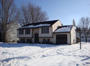 104 Baltic Dr, Liverpool, NY 13090