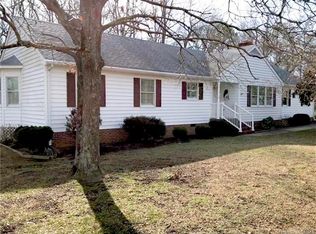 136 Creek Dr, Hardyville, VA 23070
