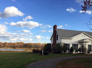 372 Hart Rd, Amsterdam, NY 12010