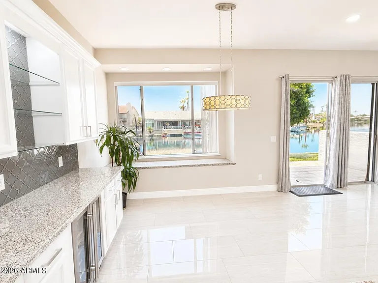 1442 W Coral Reef Dr — Photo 2