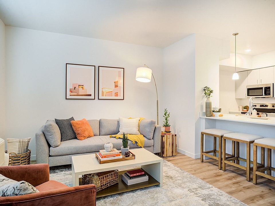 Modern Living with a Cozy Touch