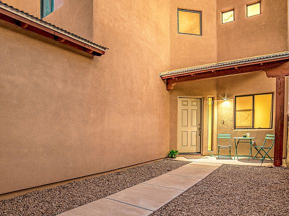 5th image of 901 W Calle Estrella De Noche