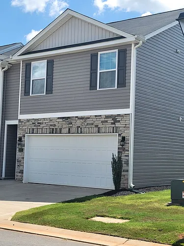 1325 Broholmer Ln Photo 1