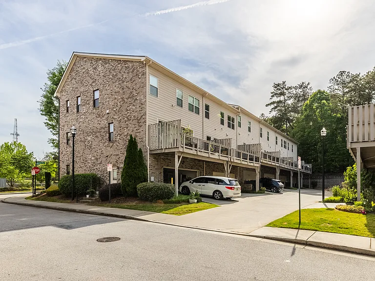 308 Coalter Way — Photo 3