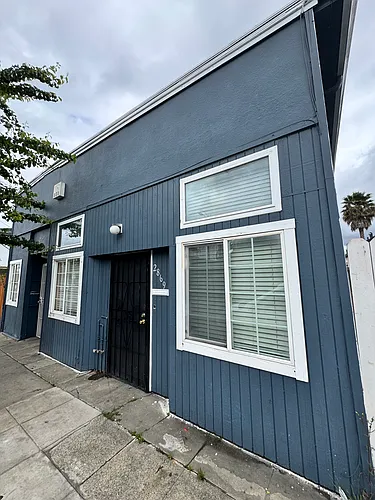 2869 38th Ave Photo 1