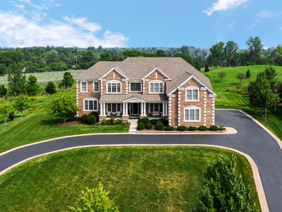 28 Shenandoah Cir, South Barrington, IL, 60010