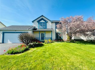 44 Still Pond Way, West Henrietta, NY 14586