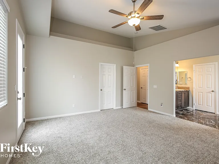 1044 Via Camelia St — Photo 8