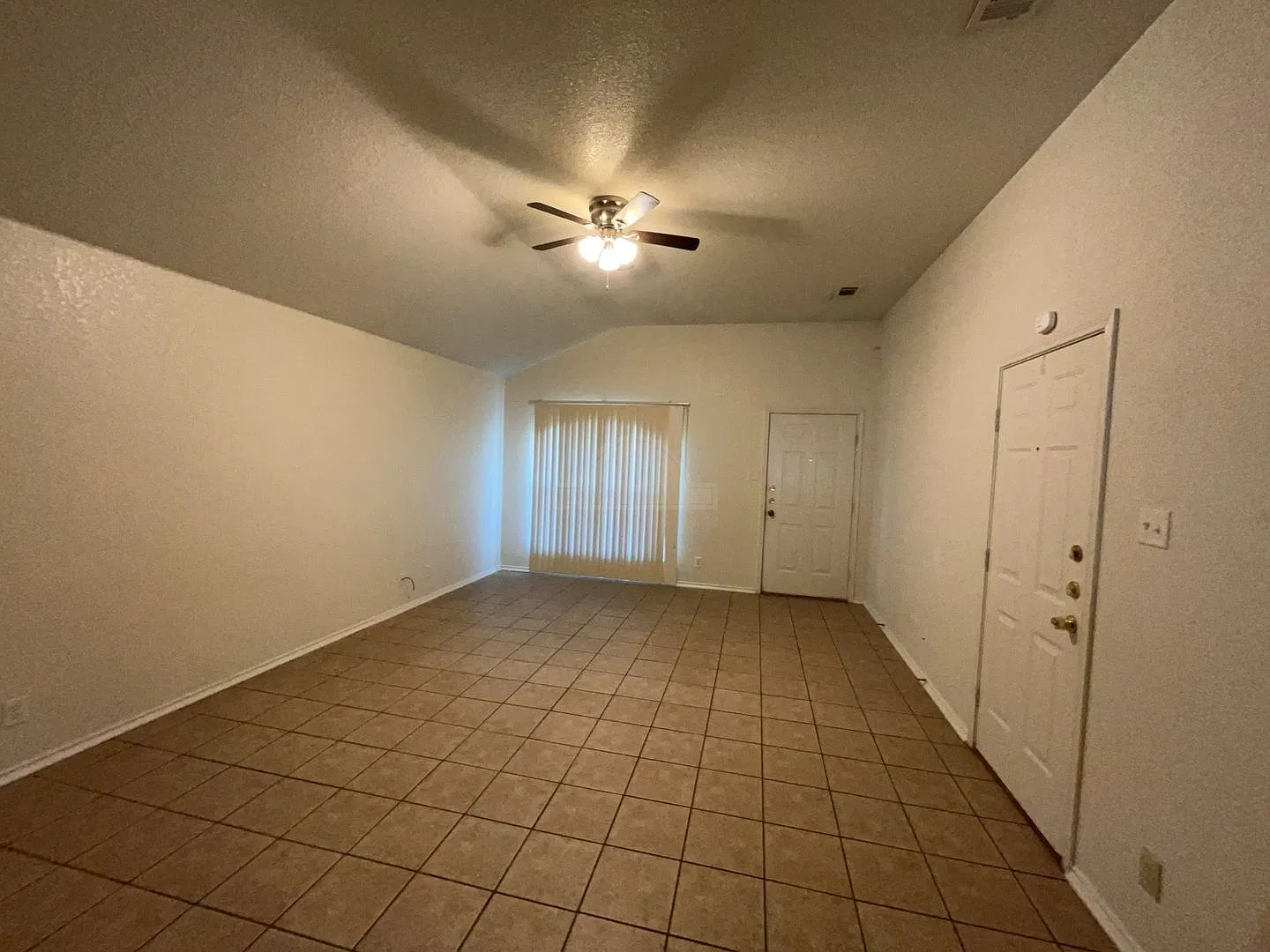 306 Jeff Gordon, Harker Heights — Photo 4