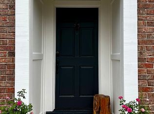 16 Tournament Way #20, The Hills, TX 78738