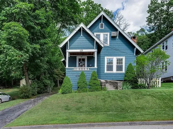 125 Malvern Rd, Worcester, MA 01610
