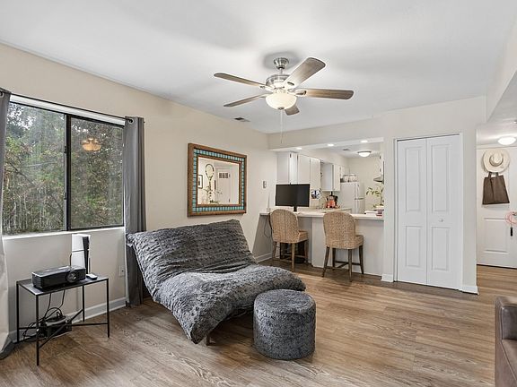 3rd image of 348 Collyer St #208