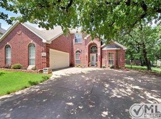 12737 Chinaberry Ct, Euless, TX 76040