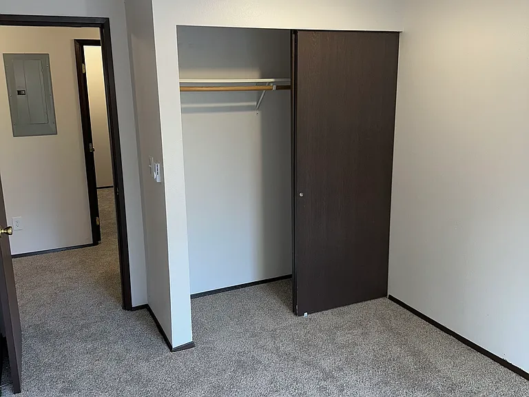 Hidden Lake Apartments — Photo 22