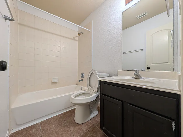 6038 Starbrook Creek Dr — Photo 18
