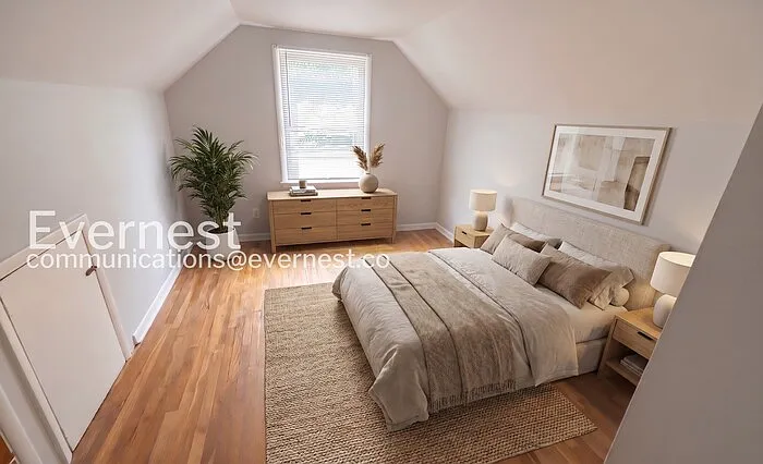 3 bed, 1.0 bath, 1000 sqft, $1,095 — Photo 2