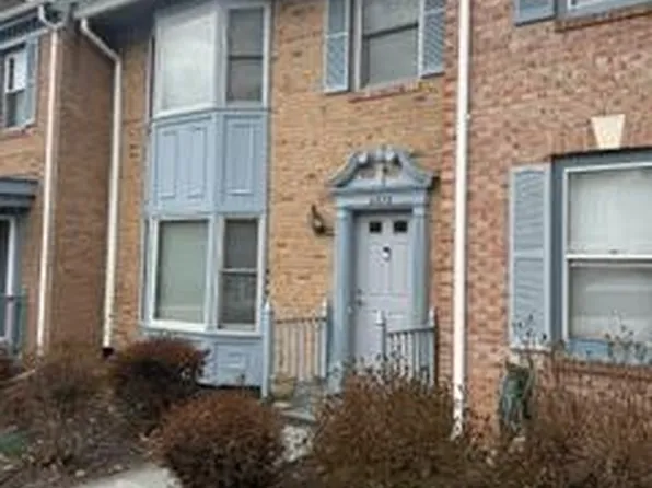2878 Yarn Ct, Falls Church, VA 22042