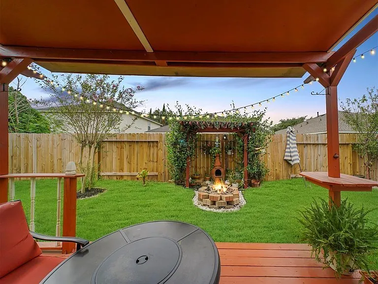 6619 Wellington Meadows Dr — Photo 24