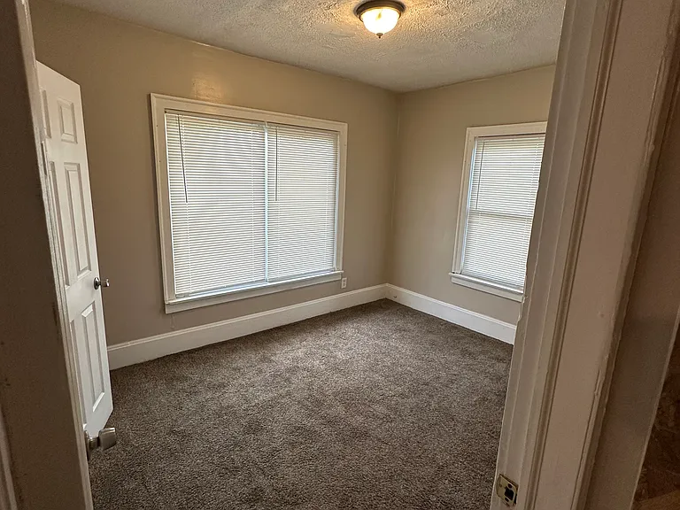 13235 Santa Rosa Dr — Photo 7
