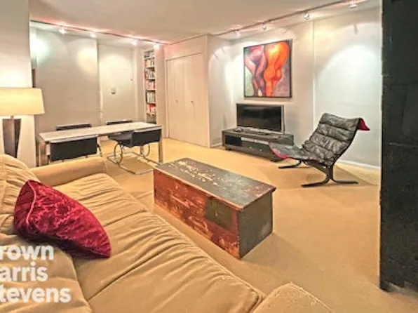 444 E 75th St APT 1C, New York, NY 10021
