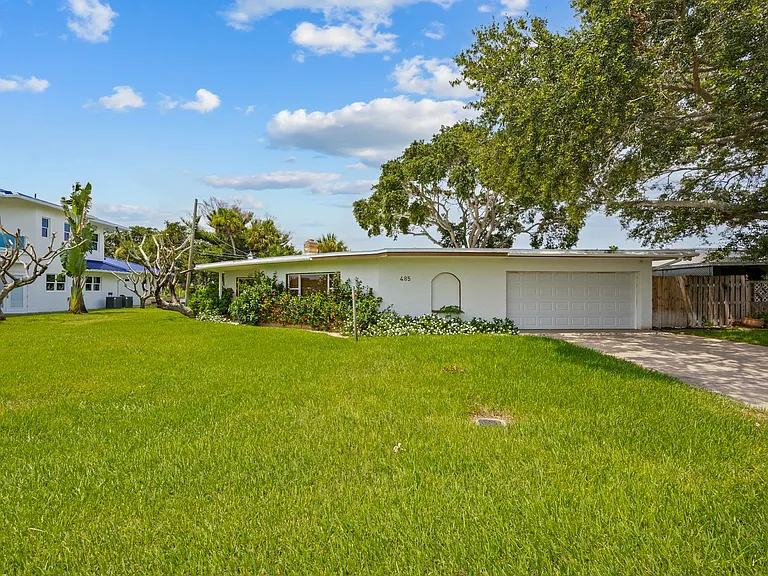 485 N Shore Dr — Photo 4