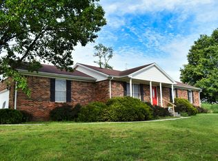 287 Logan Lick Rd, Winchester, KY 40391