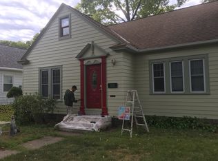 1326 Main St, La Crosse, WI 54601