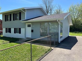 5152 Rucks Rd, Dayton, OH 45417