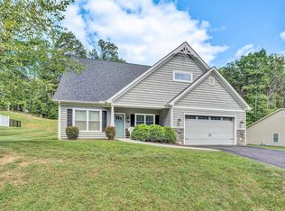 4273 Daugherty Rd, Salem, VA 24153