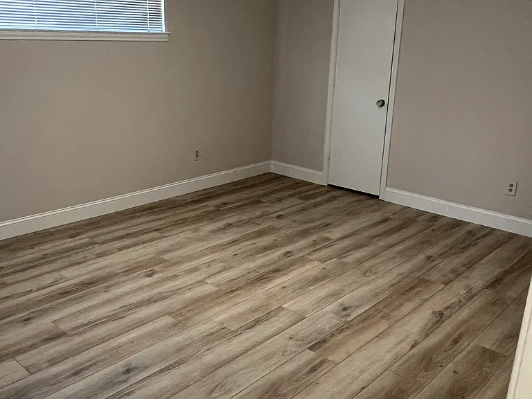 500 Cedar Elm Ln #500 — Photo 3