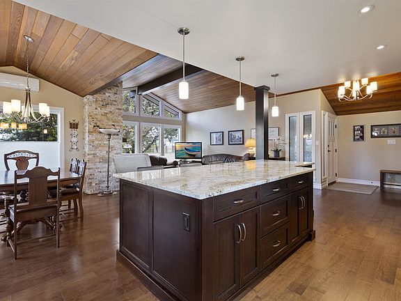 5th image of 1404 Townline Rd