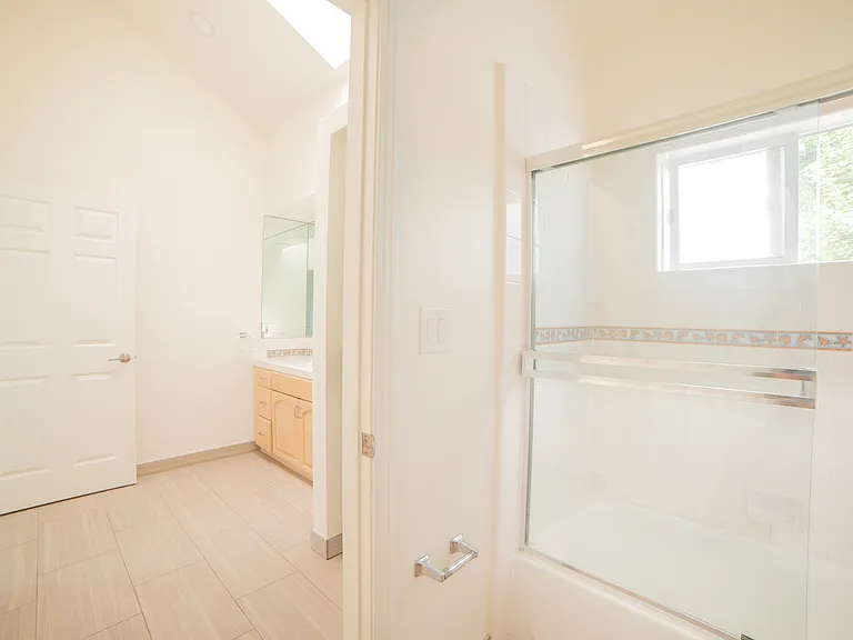 4887 Mission Blvd — Photo 11