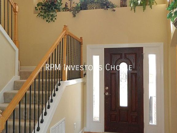 3rd image of 1019 Stonehollow Way