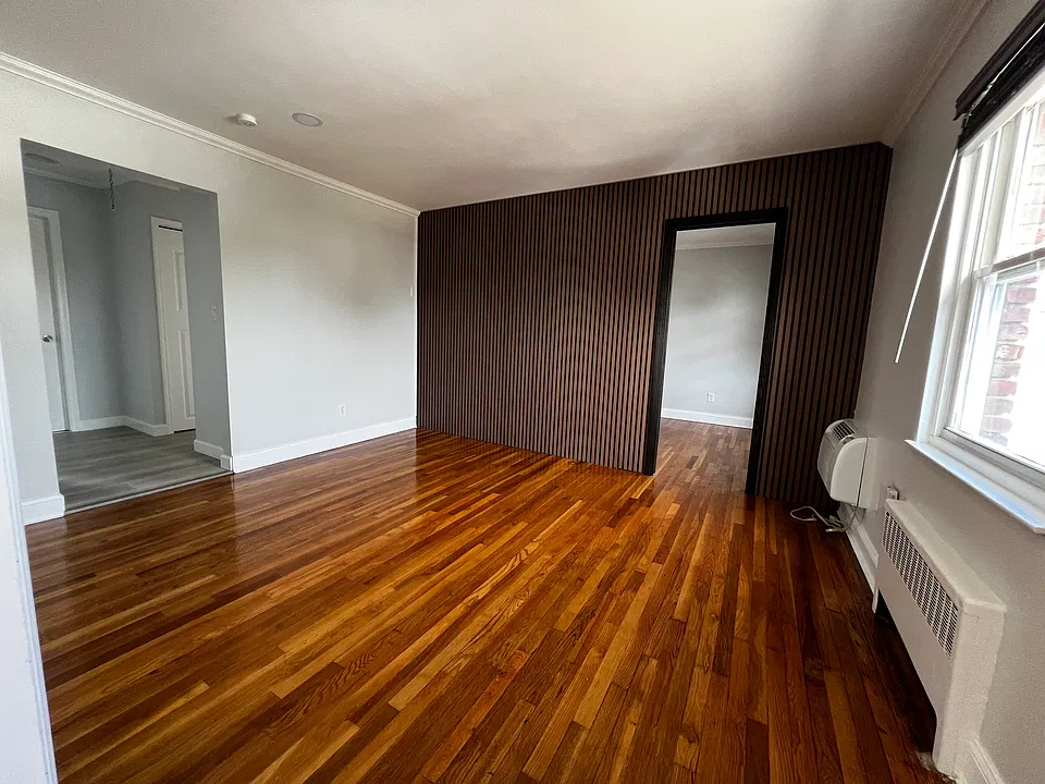 55 Schuyler Ave #12