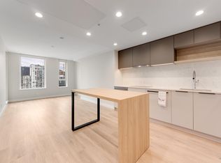 567 Emerson St #1008, Coquitlam, BC V3J 0G3