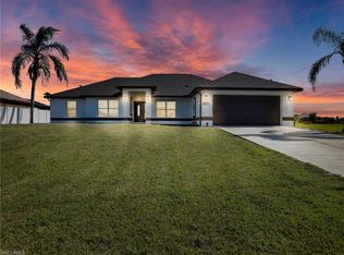 307 NW 27th Ave, Cape Coral, FL 33993