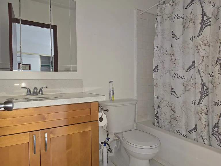 1320 Alexander St #1102 — Photo 8
