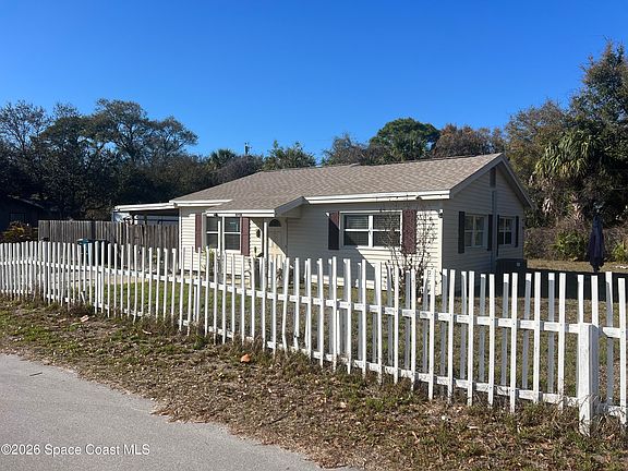 3rd image of 2759 Myers Dr NE