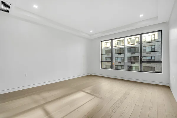 Rented by Compass | media 33