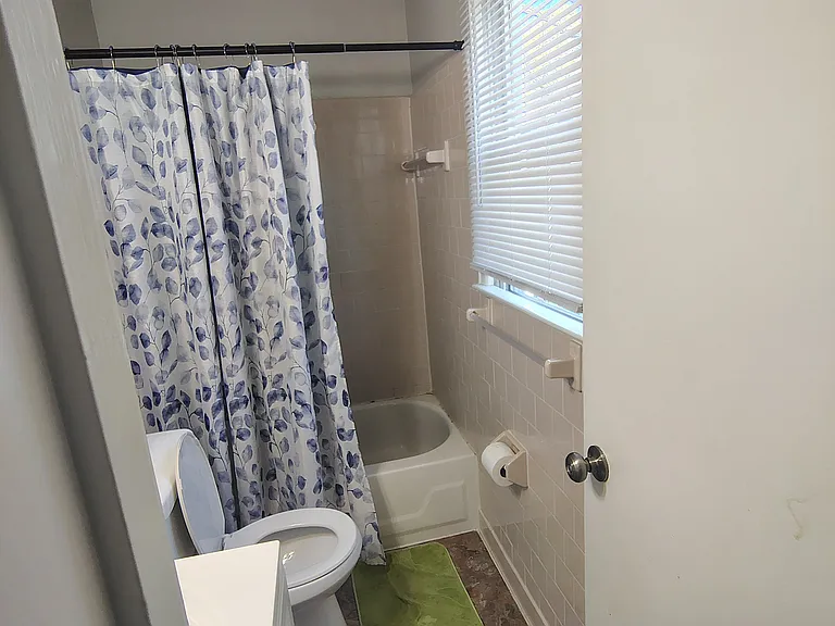 6805 97th Pl — Photo 3