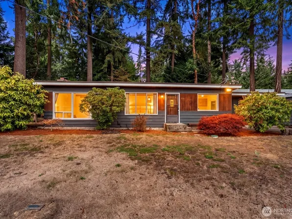 234 SW 208th Street, Normandy Park, WA 98166