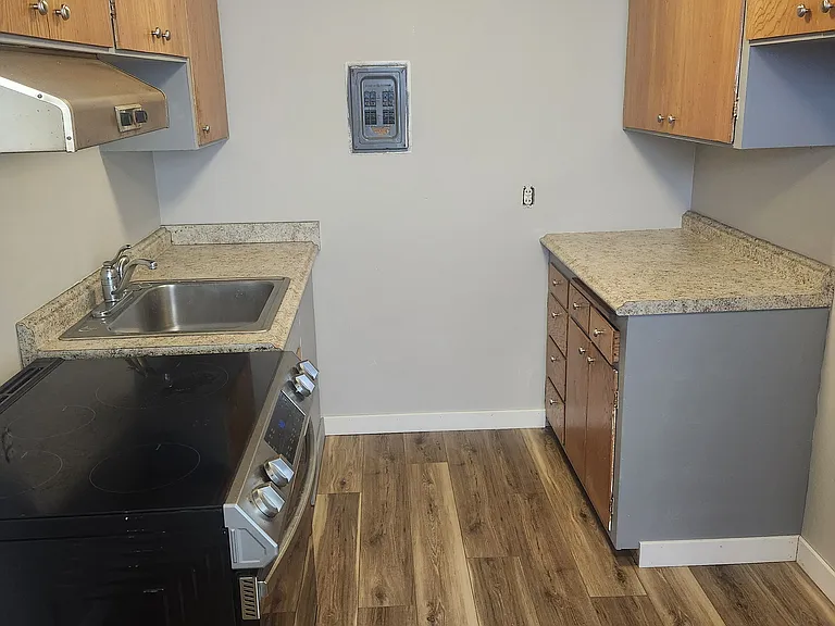 12740 Greenwood Ave N #7 — Photo 2