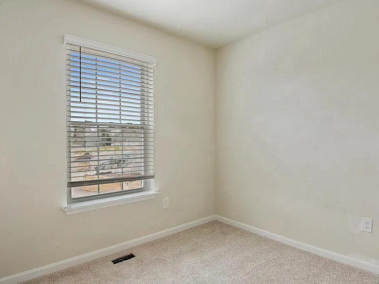 1951 Fauna Dr — Photo 16