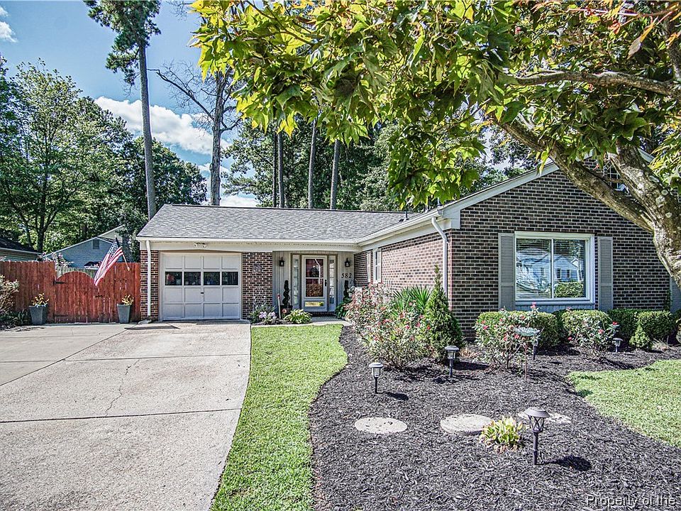 1st image of 582 Minuteman Dr