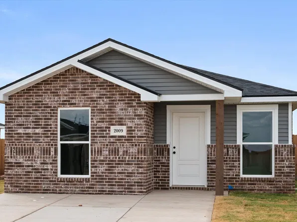 2009 Tractor Ave, Wolfforth, TX 79382
