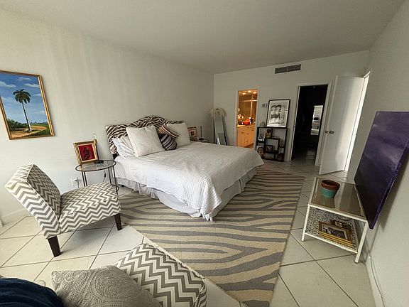 5th image of 5700 Collins Ave APT 16D