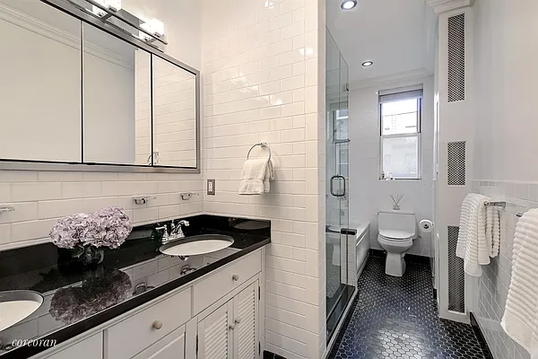 Sold by Corcoran | media 22