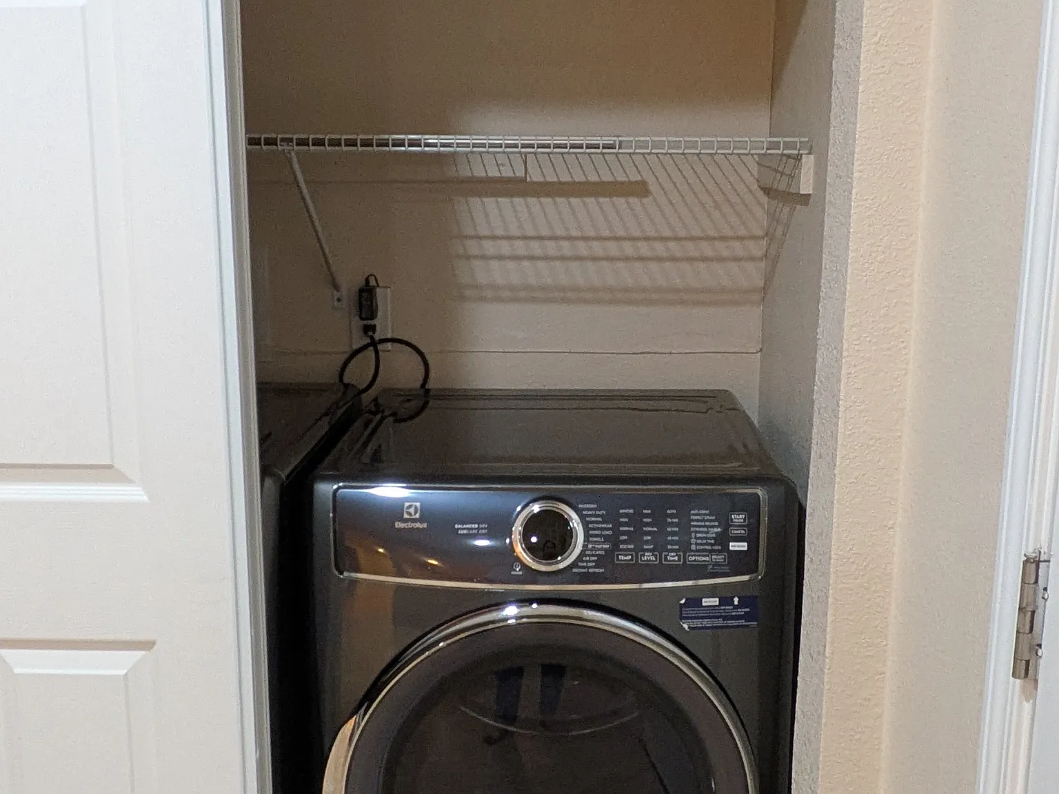 3 bed, 1314 sqft, $4,500 — Photo 4